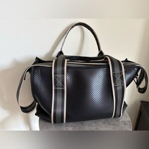 Black Haute Shore Isla Boss Neoprene Tote Bag Adjustable Strap Large Roomy